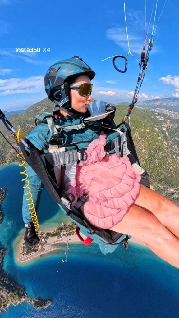 Sipping coffee mid-flight high above the lagoon — pure calm